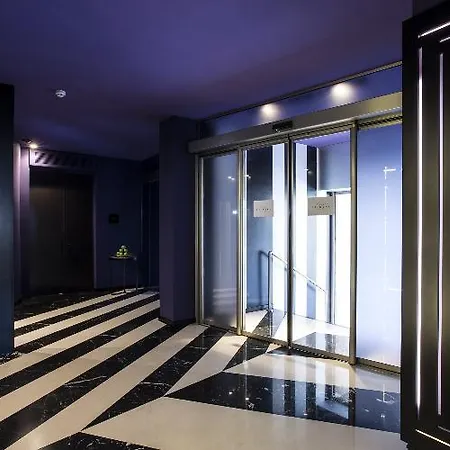 فندق ذا تريبيون 4*