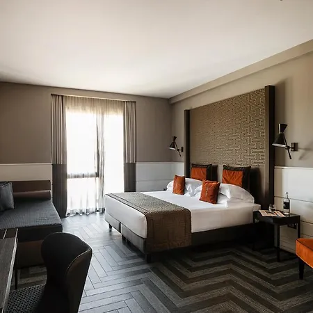 The Tribune, Part Of Jdv By Hyatt 4* Rome